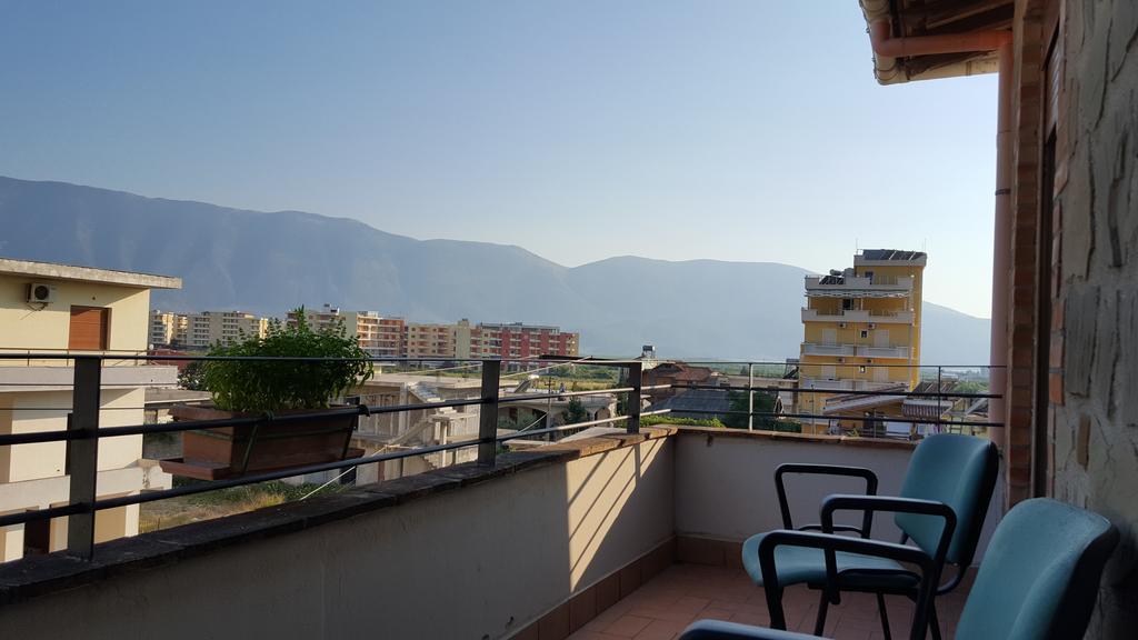 Velaj Apartments Orikum Bagian luar foto