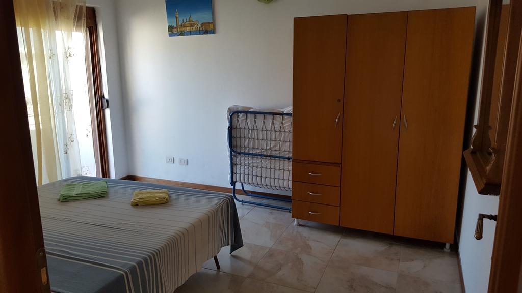 Velaj Apartments Orikum Bagian luar foto